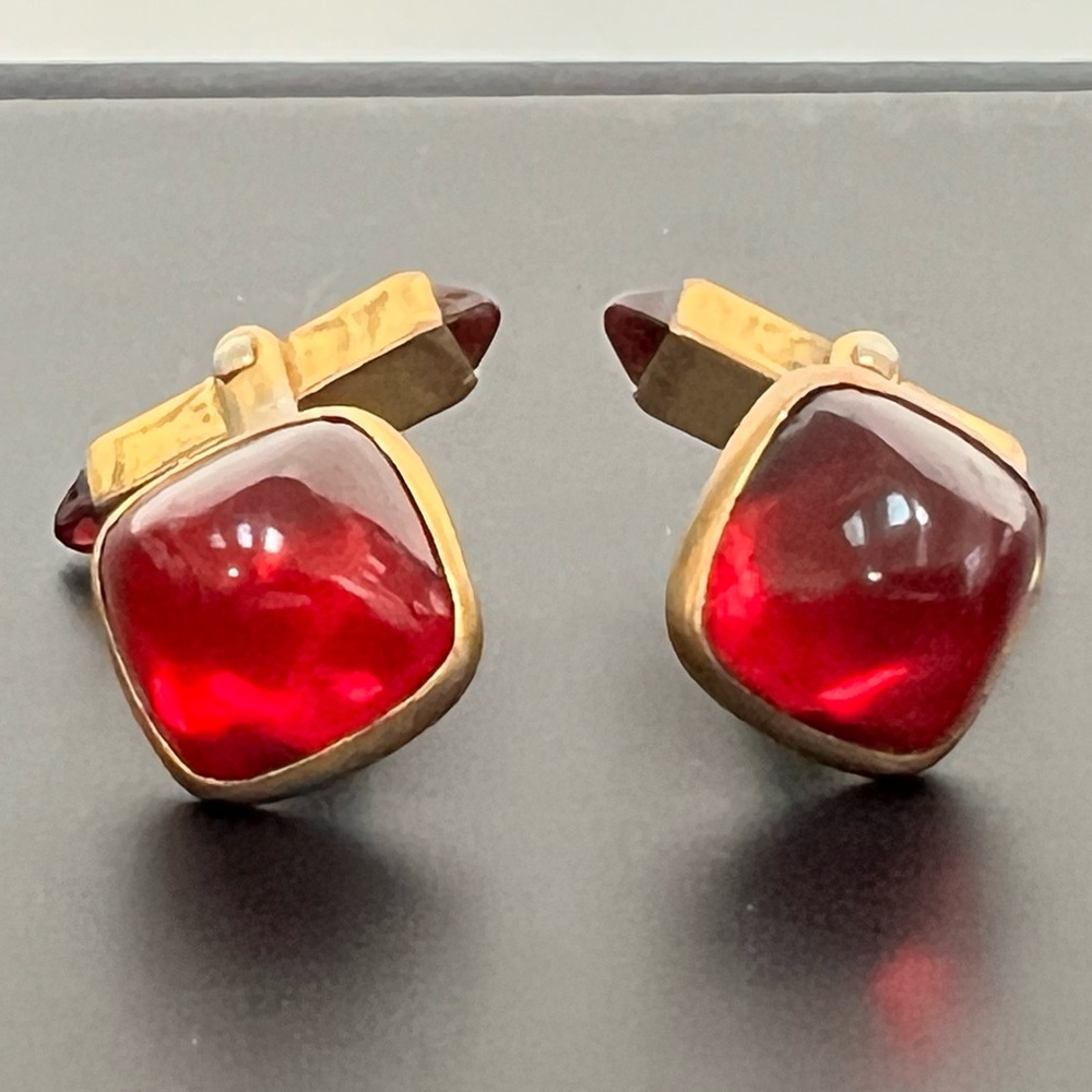 Vintage Swank 1930’s Cufflinks Ruby Red Glass With Decorative Post Ends
